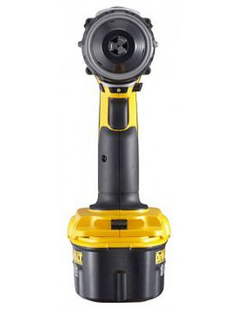 Аккумуляторная дрель DeWalt DСD 920 B2
