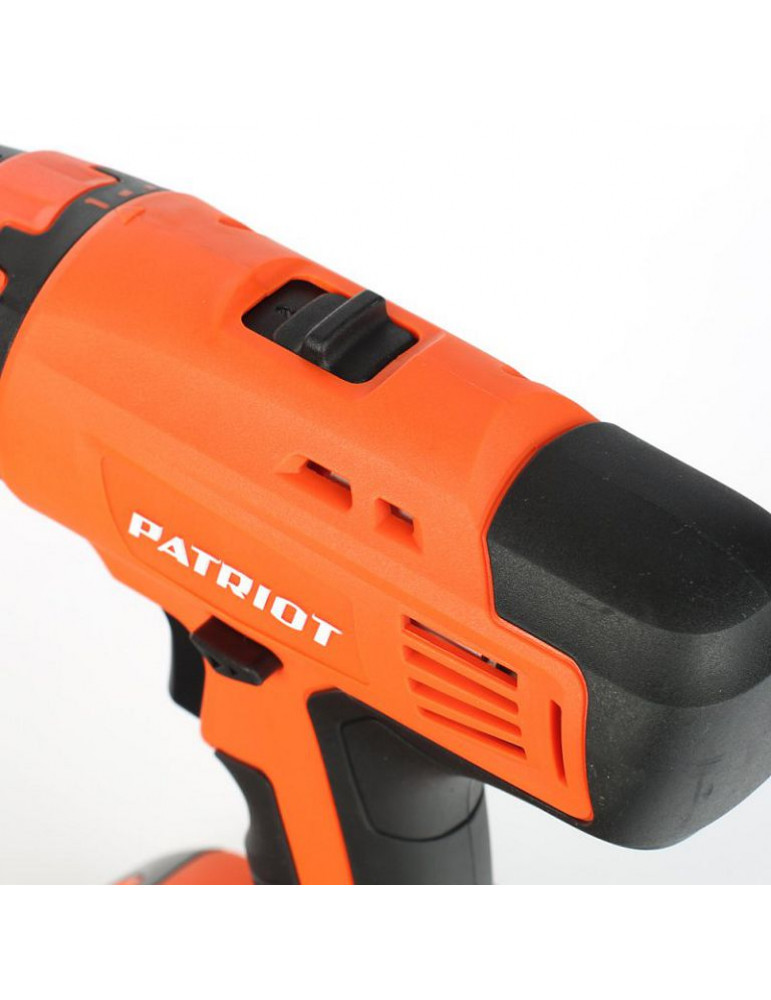 Аккумуляторная дрель-шуруповерт Patriot BR140Li 180201520
