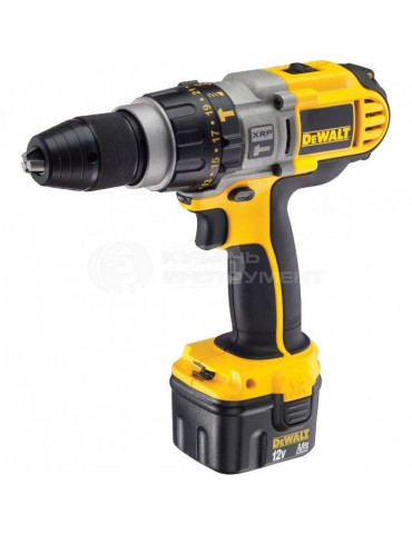 Аккумуляторная дрель DeWalt DCD 945 B2