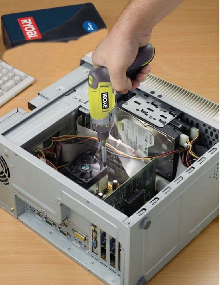 Аккумуляторная отвертка Ryobi CSD 4107BG 3000139