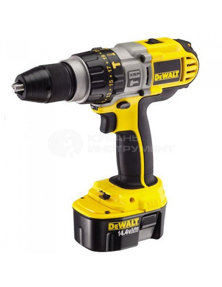 Аккумуляторная дрель DeWalt DCD 935 B2