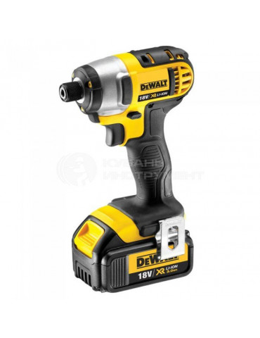 Аккумуляторная дрель DeWalt DCF 835 M2