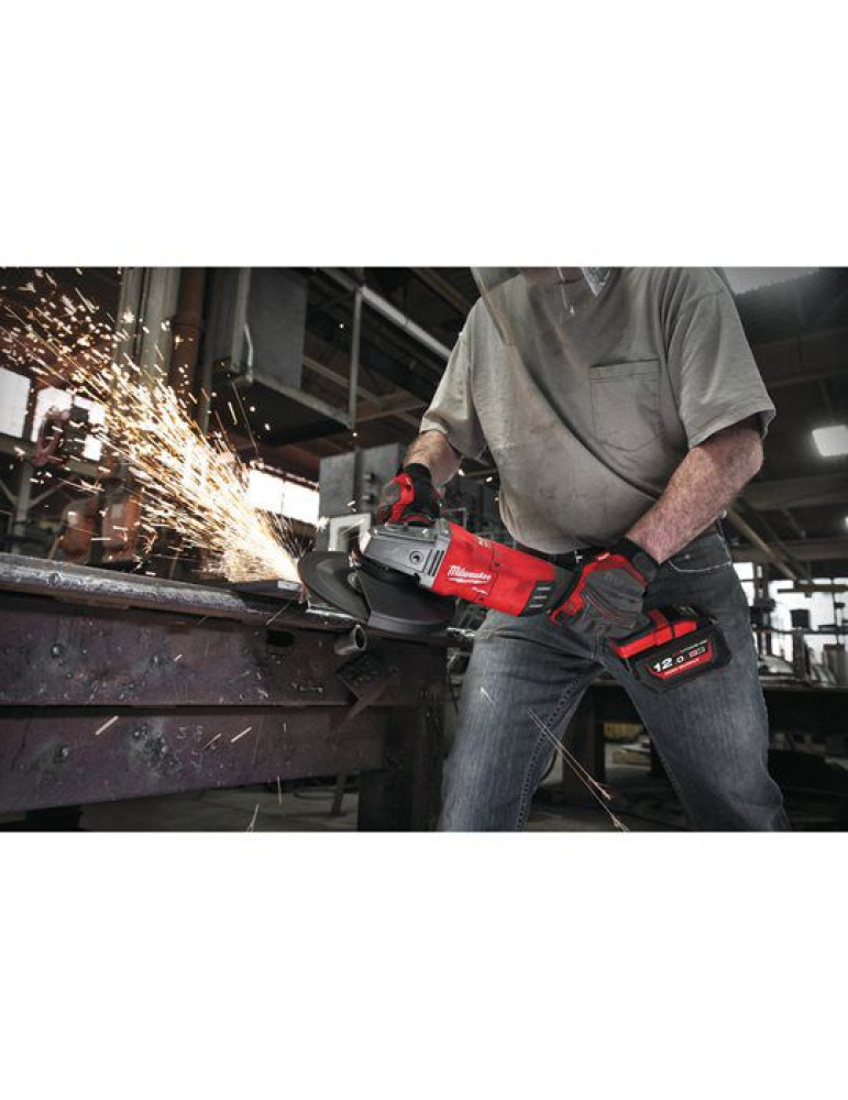 Аккумуляторная угловая шлифмашина Milwaukee M18 FLAG230XPDB-121C Fuel 4933464115