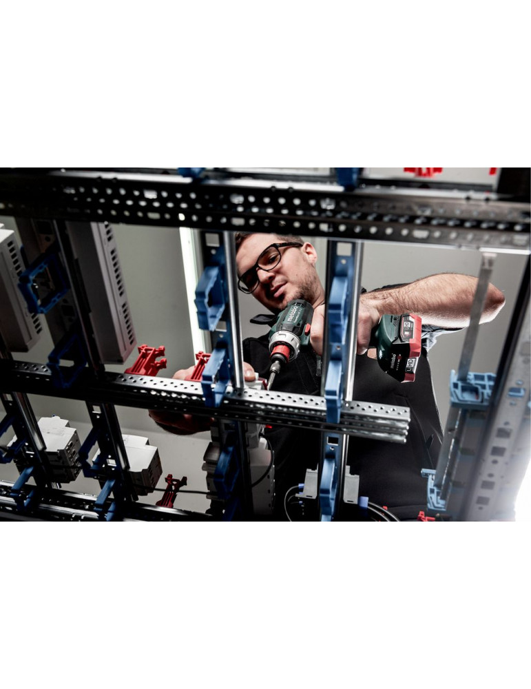 Аккумуляторный шуруповерт Metabo PowerMaxxBS12Q 601037500