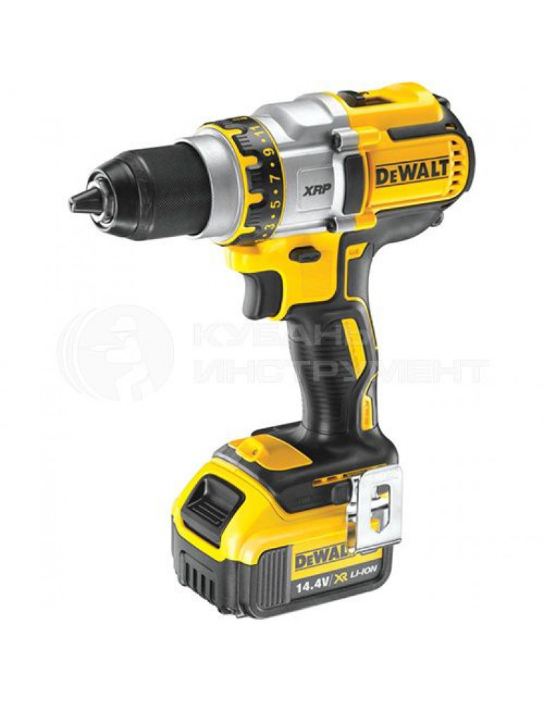 Аккумуляторная дрель DeWalt DCD 932 M2