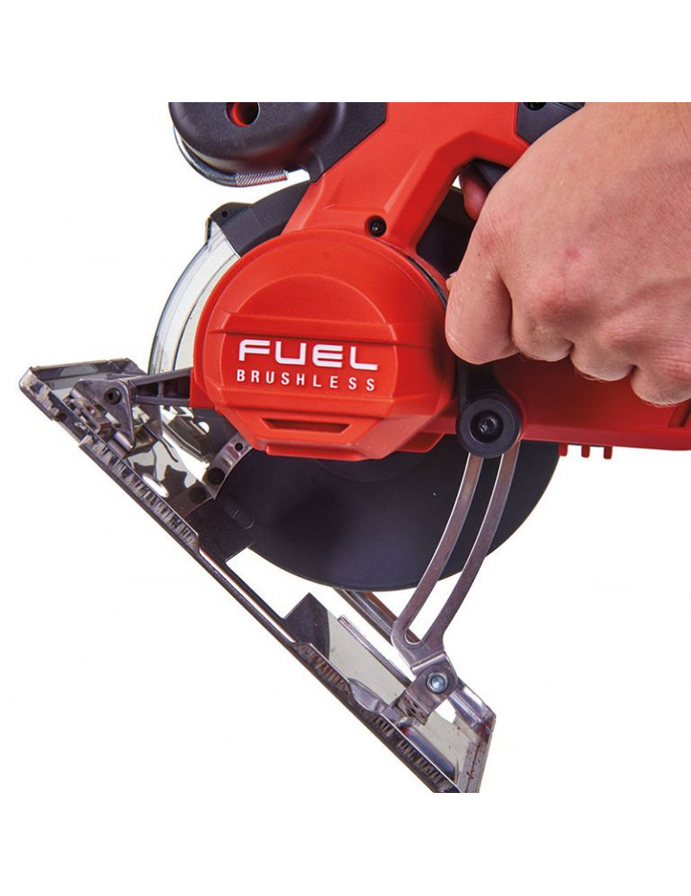 Аккумуляторная циркулярная пила Milwaukee M18 FMCS-0X FUEL (HD Box) 4933459192