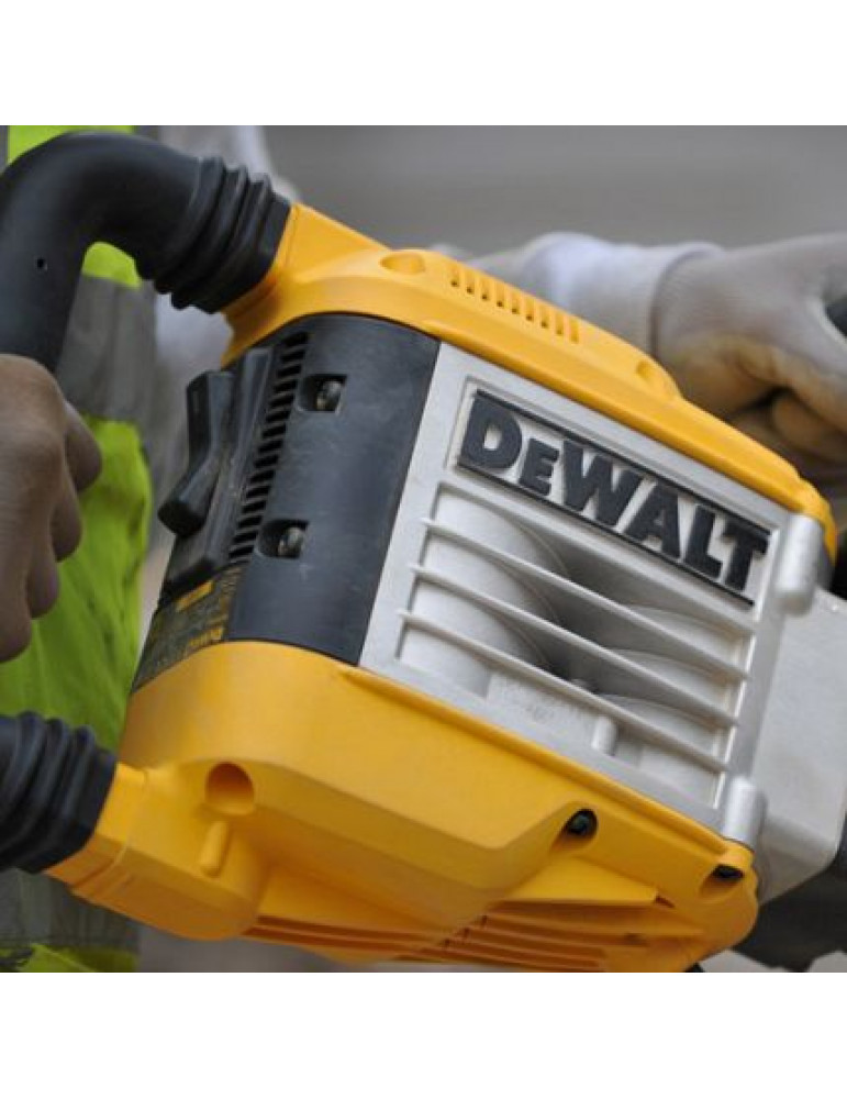 Отбойный молоток DeWalt D 25961 K