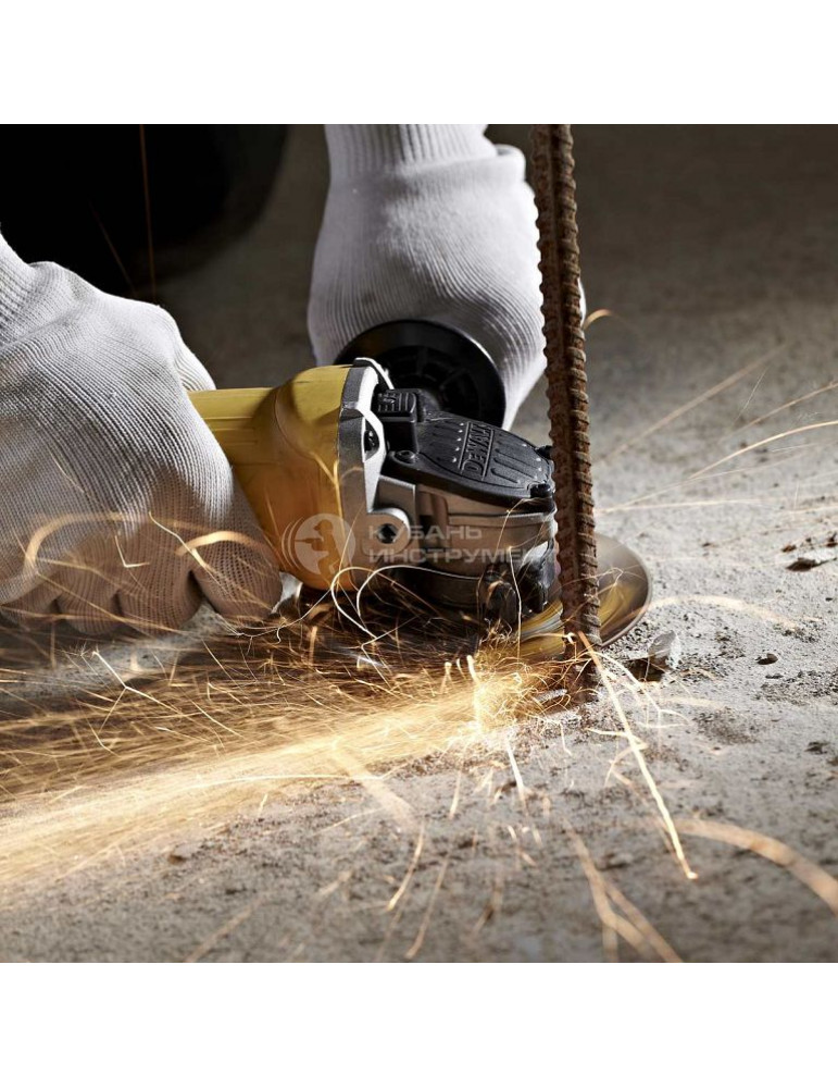 Угловая шлифовальная машина DeWalt DWE 4150