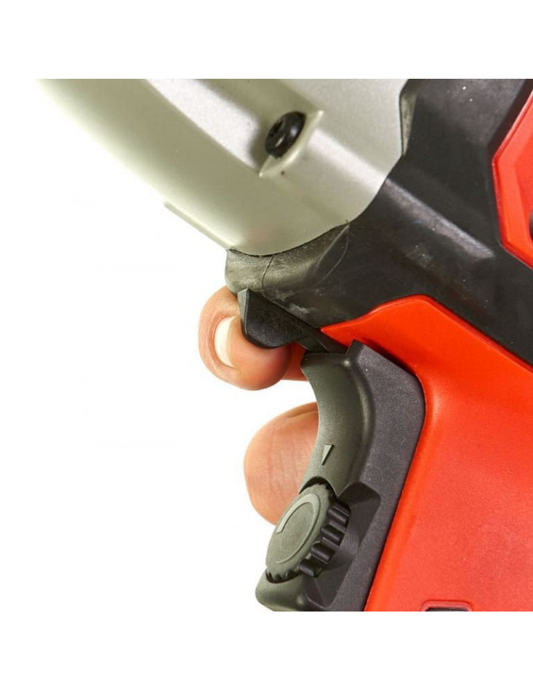 Гайковерт Milwaukee IPWE 400R 4933451524