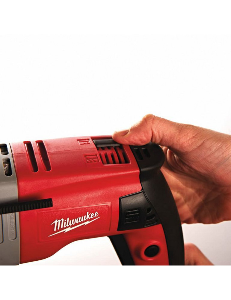 Перфоратор Milwaukee PFH 24 двухрежимный 4933411470