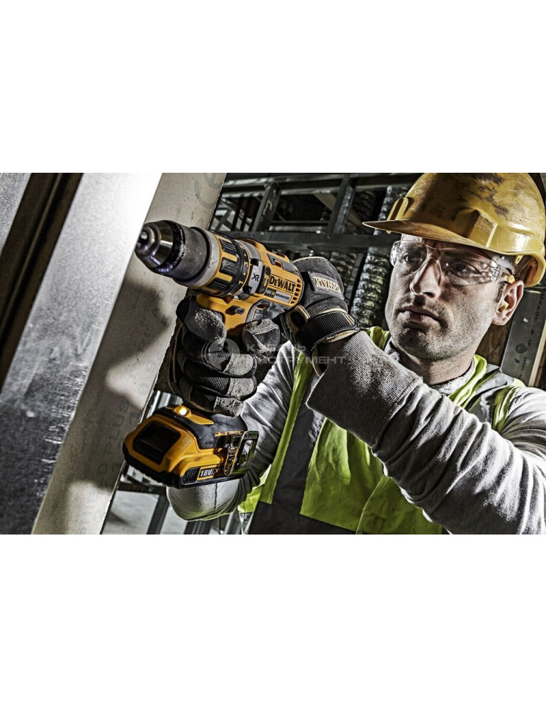 Аккумуляторная дрель DeWalt DCD 795 P2