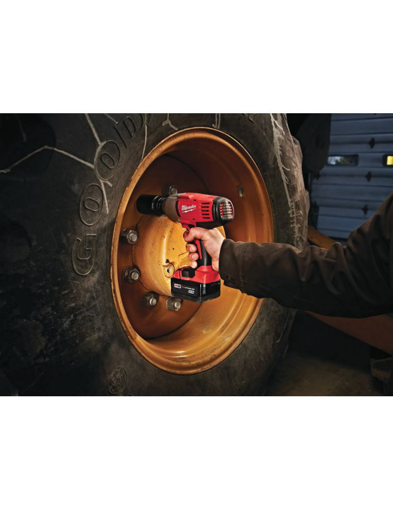 Аккумуляторный гайковерт Milwaukee HD18 HIW-402C Li-Ion4Ач 4933441260